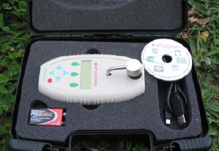 CCM200+ chlorophyll content meter in case