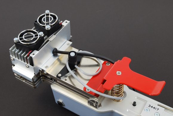 LCi-T narrow chamber with lamp