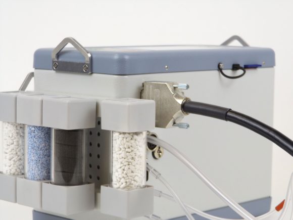 LCpro T console and chemicals